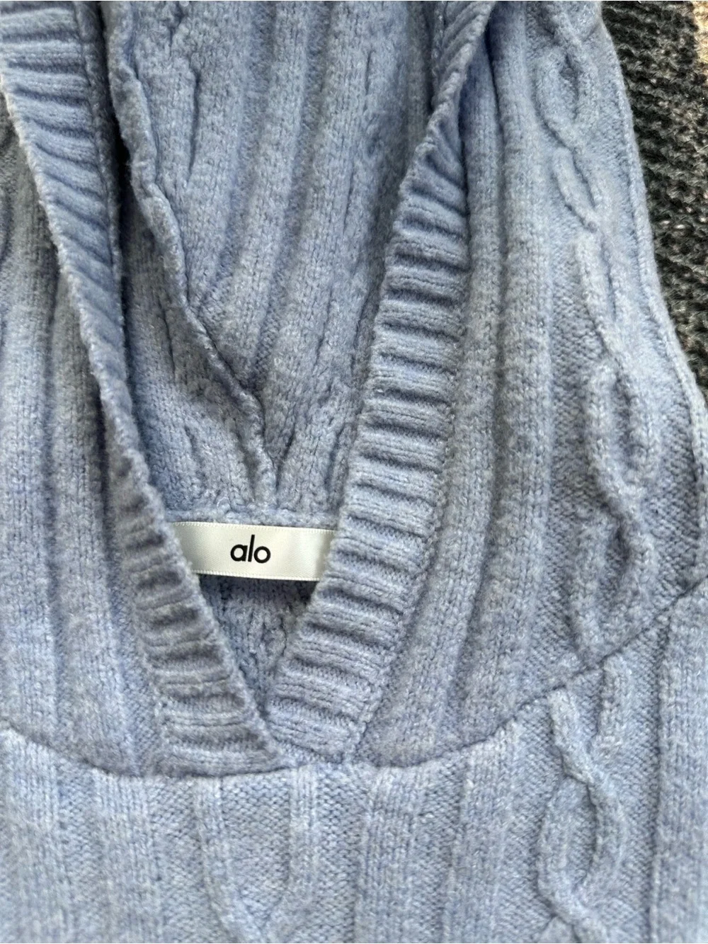 ALO Yoga set sweater